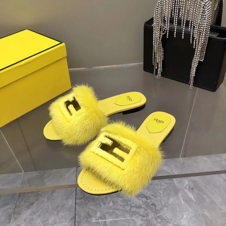 Fendi Shoe 